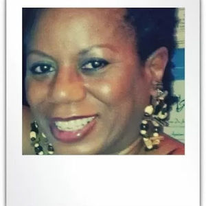 Meet your Posher, Deborah